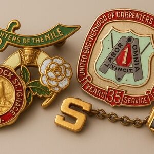 COPY - 4 Vintage 1930s -1951 Enamel. and Gold filled pins.